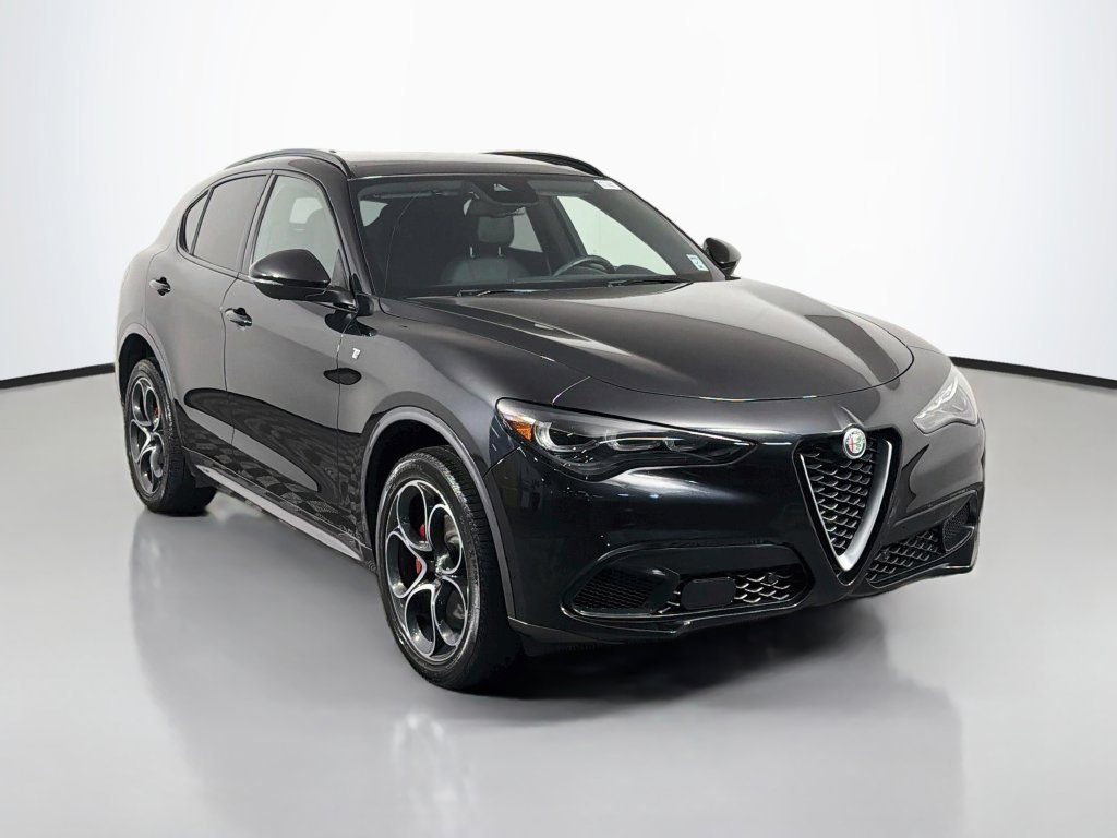 2024 Alfa Romeo Stelvio