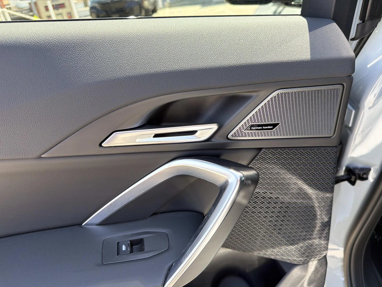 Used 2026 Brooklyn Grey Metallic BMW M35i Sports Activity Coupe image 9