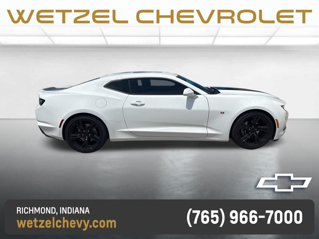 Used 2019 White Chevrolet 2LT image 1