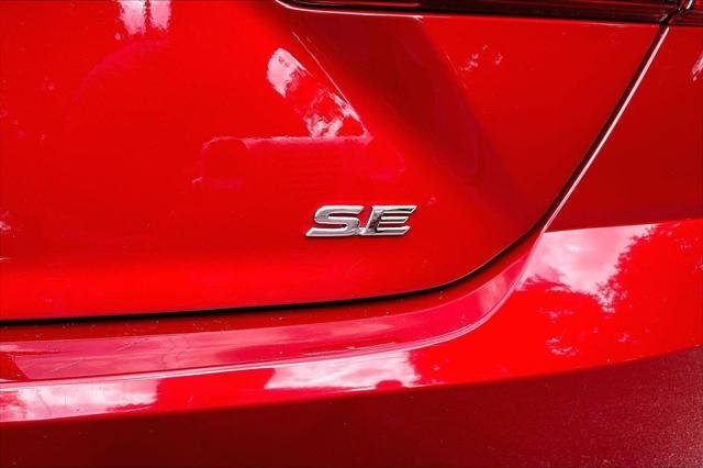 Certified Used 2025 SUPERSONIC RED Toyota  image 21