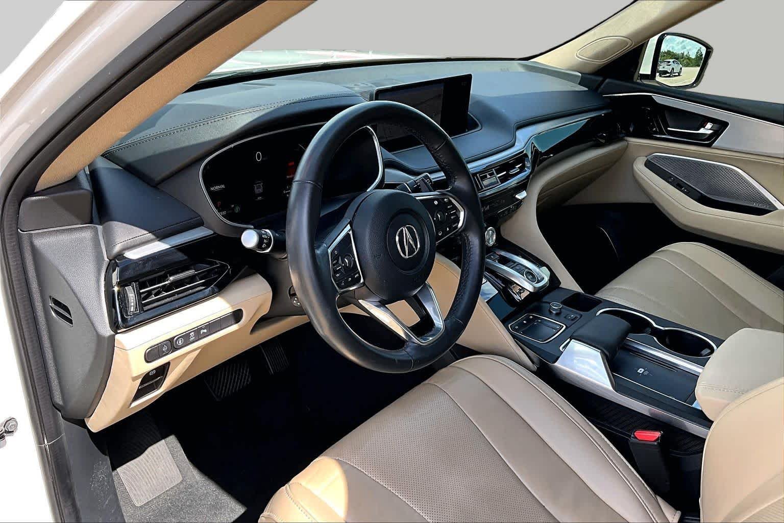 Used 2024 Platinum White Pearl Acura w/Technology Package image 18