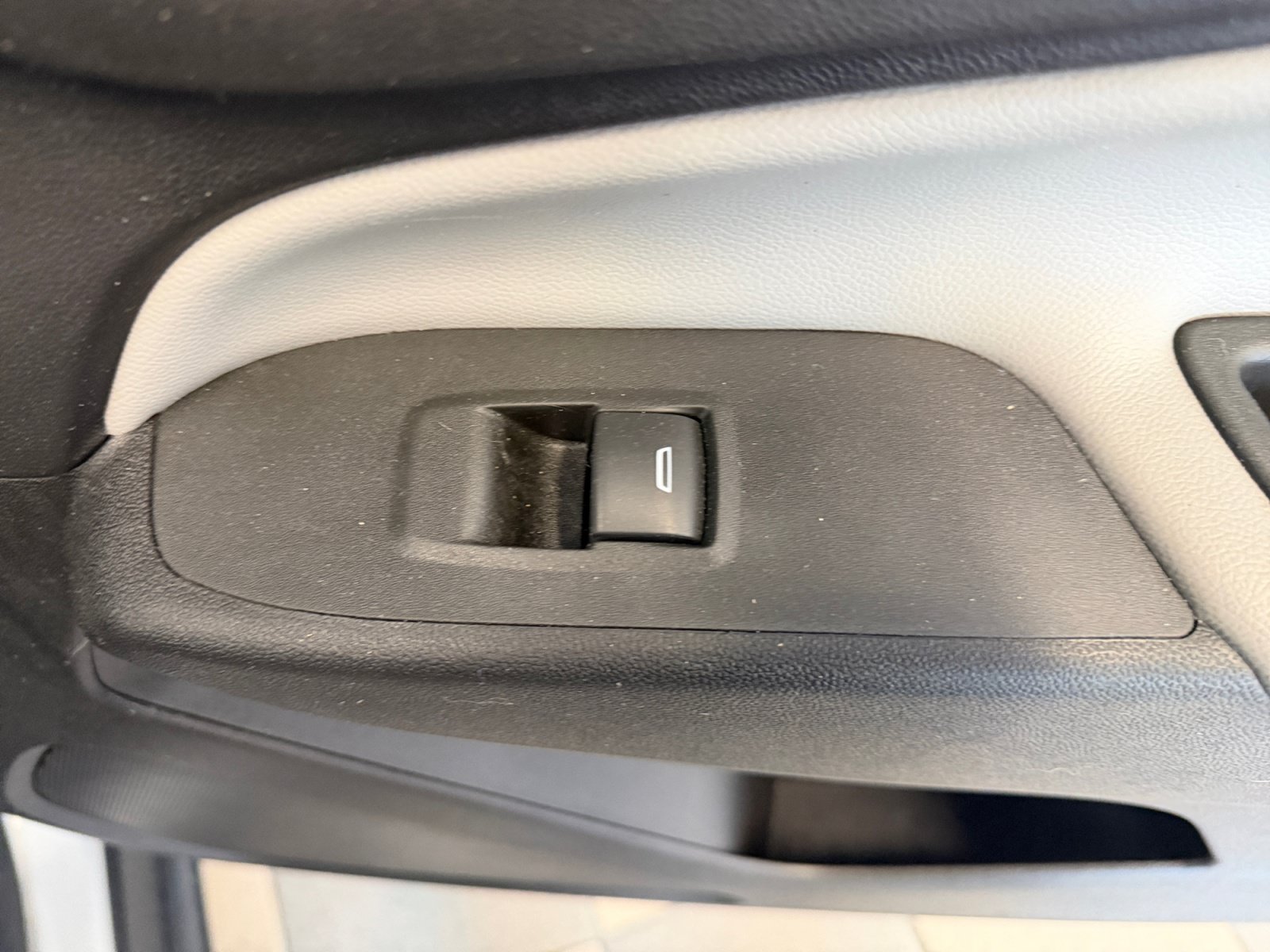 Used 2022 Silver Ice Metallic Chevrolet LS image 32