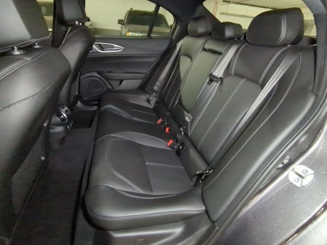 2025 Alfa Romeo Giulia Base - Photo 22