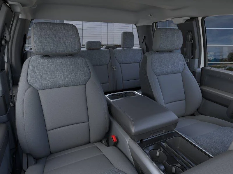 New 2026 Oxford White Ford XLT image 10