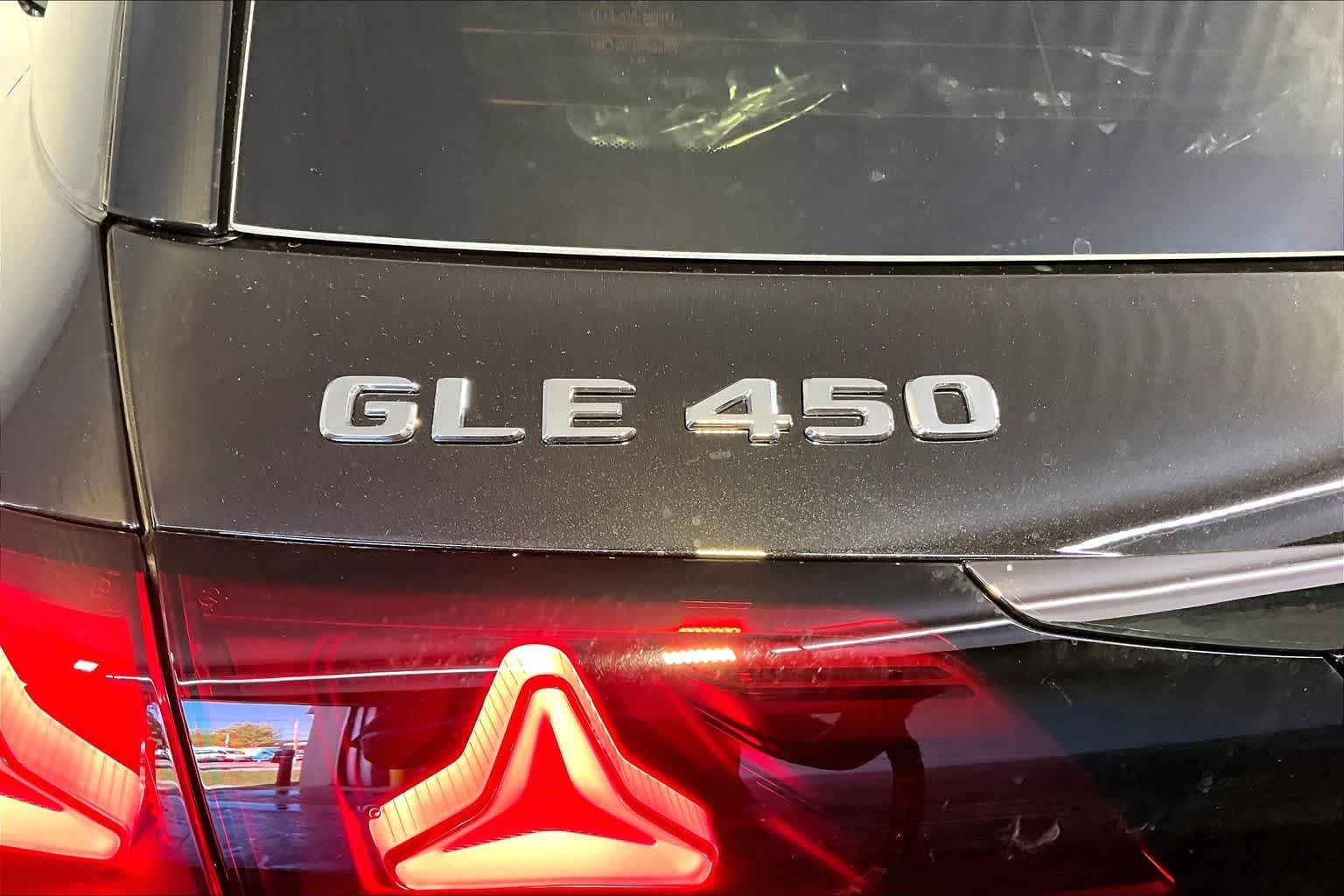 New 2027 Obsidian Black Metallic Mercedes-Benz GLE 450 image 6