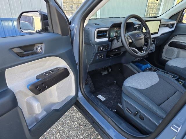 New 2026 Azure Gray Metallic Tri-Coat Ford XLT image 13