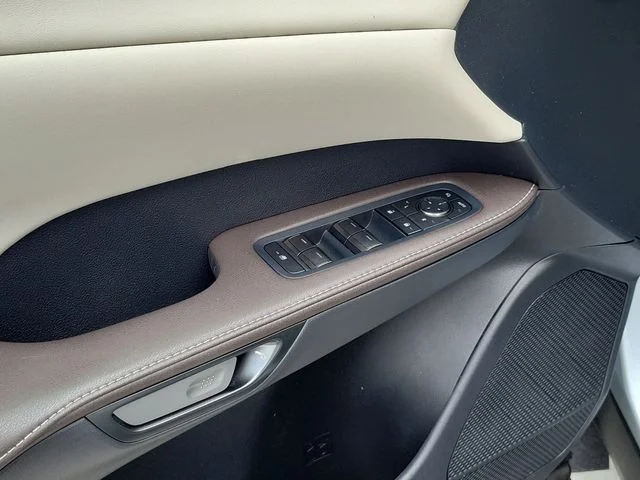 Used 2024 Silver Lexus 350 image 19