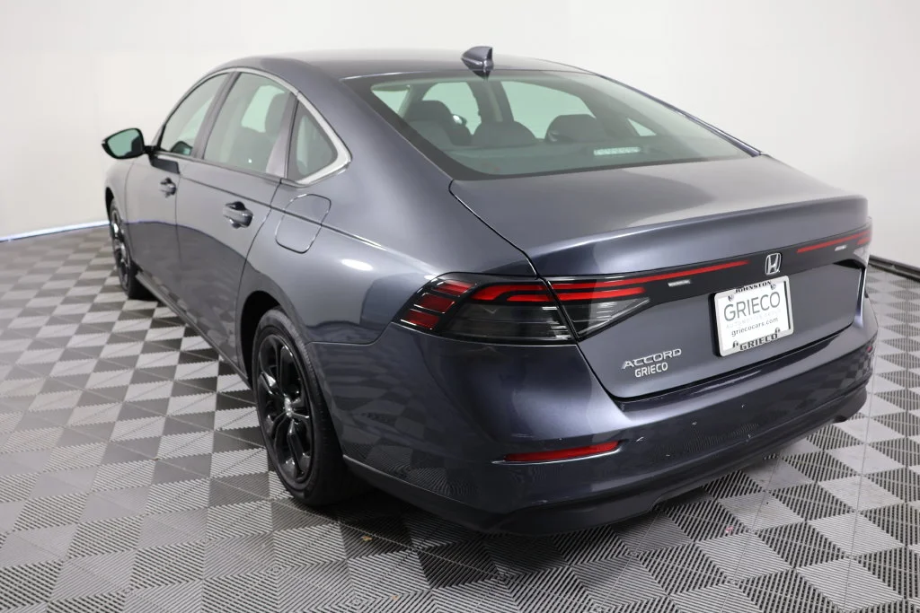 Used 2024 Meteorite Gray Metallic Honda LX image 6