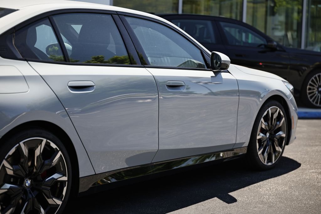 New 2027 Brooklyn Grey Metallic BMW 530i xDrive image 8