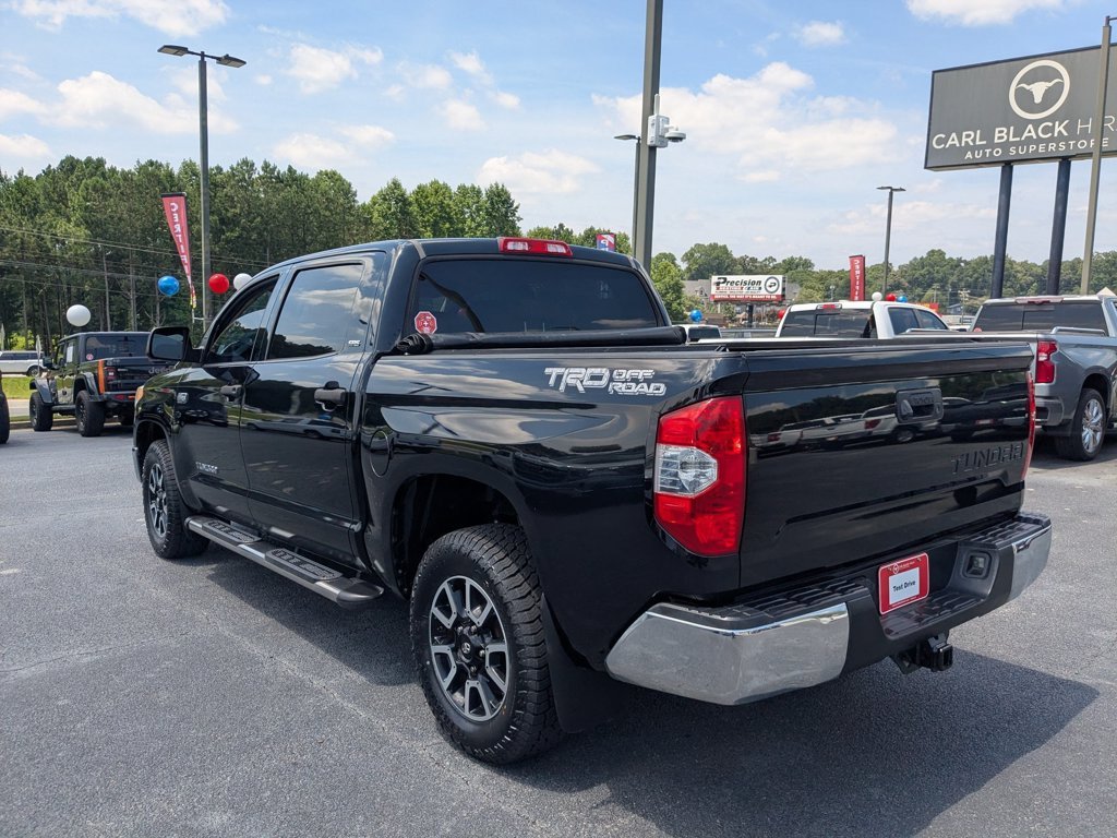 Used 2016  Toyota SR5 image 7