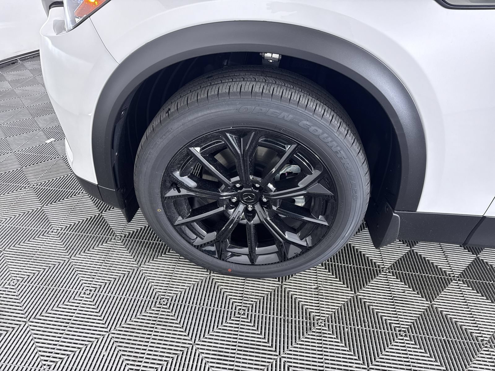 New 2026 Rhodium White Premium Mazda 3.3 Turbo Premium Plus image 26
