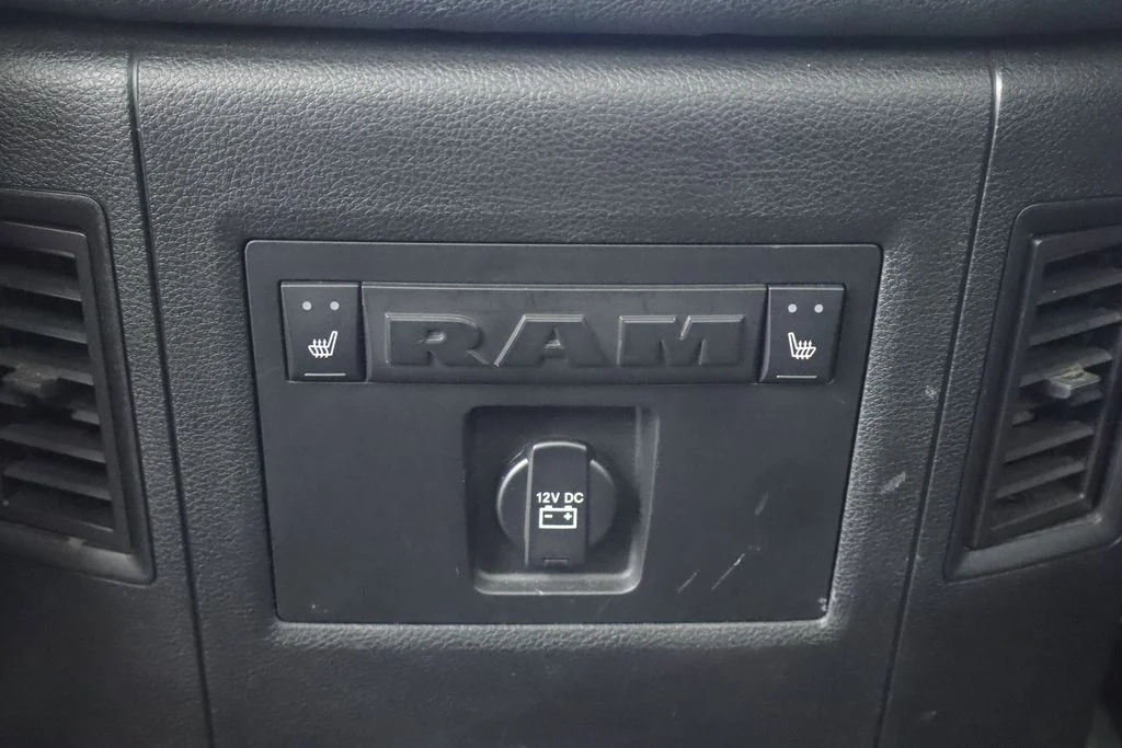 Certified Used 2017 Black Ram Laramie image 19