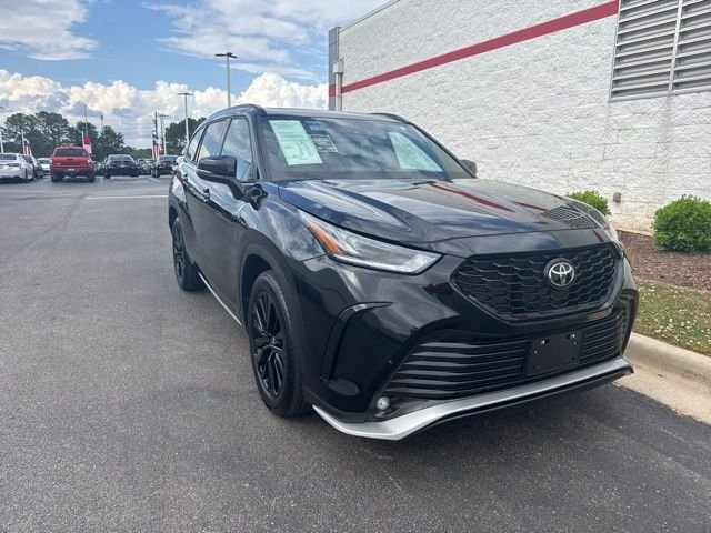 2025 Toyota Highlander XSE