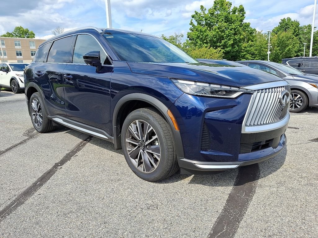 Used 2026 Blue INFINITI LUXE image 1