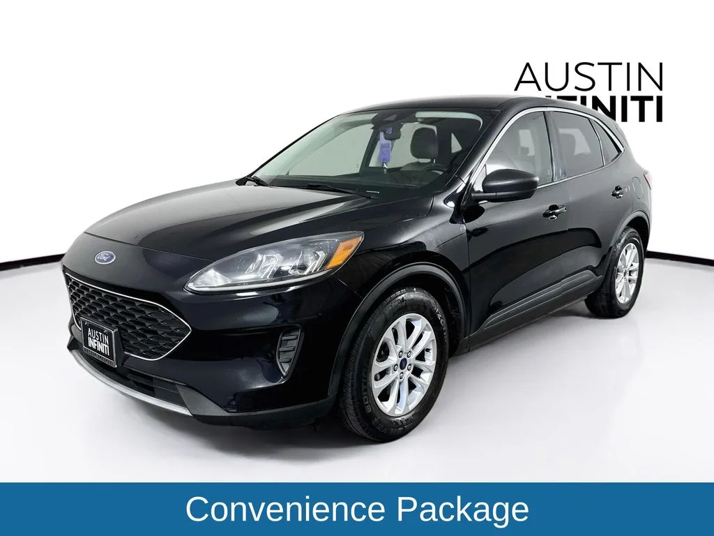 Used 2022 Black Ford SE image 3