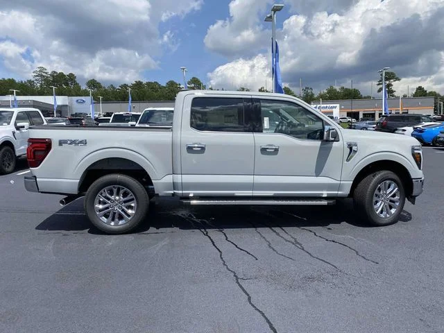 New 2026 Avalanche Ford Lariat image 2