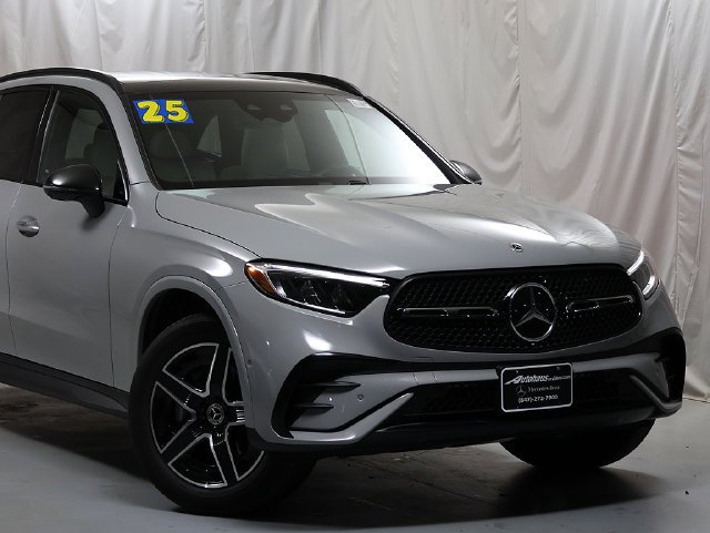 Certified Used 2025 MANUFAKTUR Alpine Grey Mercedes-Benz GLC 350e image 2