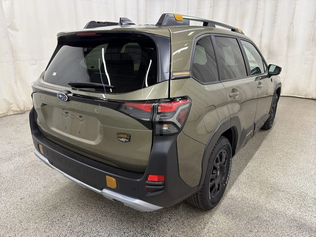New 2026 Autumn Green Metallic Subaru Wilderness image 8