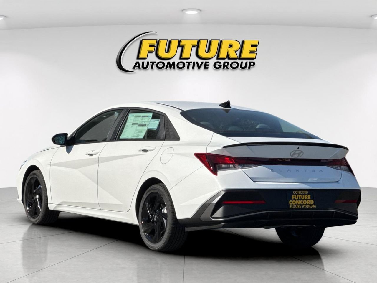 New 2026 White Hyundai SEL Sport Plus image 5