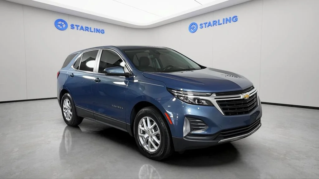 Used 2024 Lakeshore Blue Metallic Chevrolet LT image 14