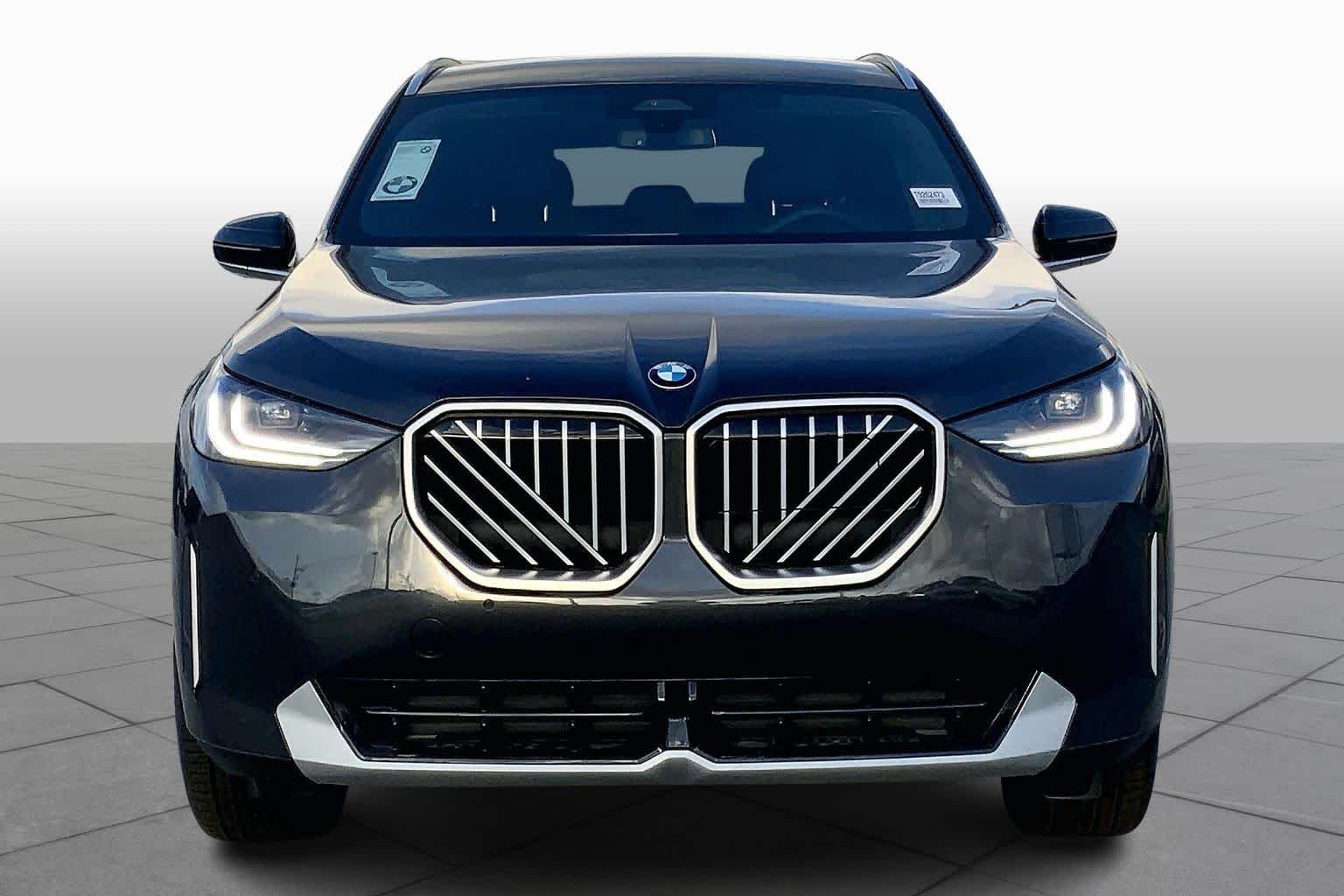 Used 2026 Dark Graphite Metallic BMW 30 xDrive image 3
