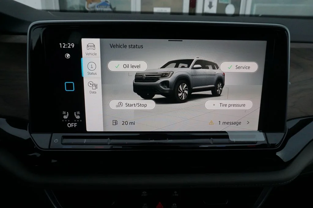 New 2026 Green Volkswagen 2.0T SE w/Technology image 16