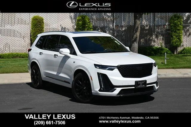 2022 Cadillac XT6 Luxury Auto's photo