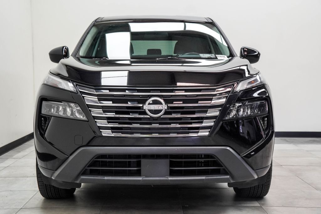 Used 2025 Black Nissan SV image 6