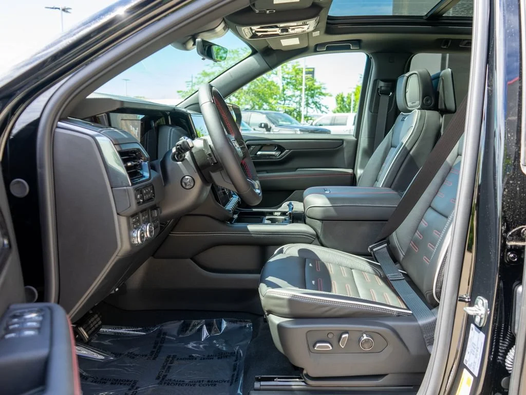 New 2026 Onyx Black GMC AT4 Ultimate image 11