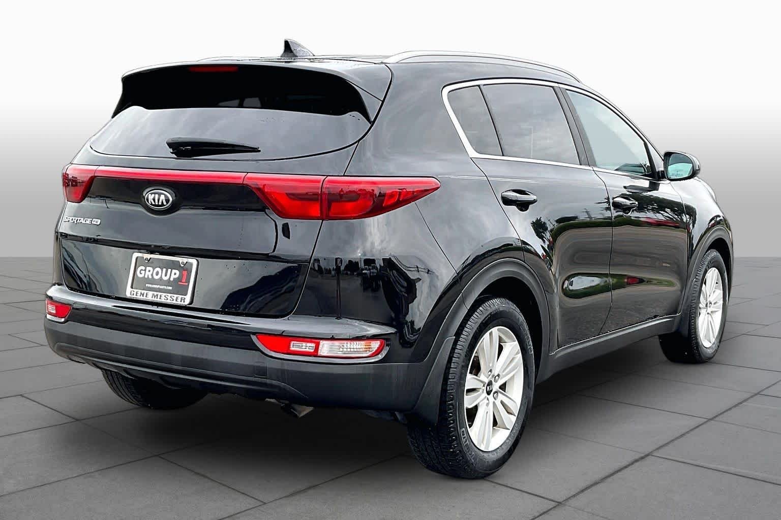 Used 2017 Black Cherry Kia LX image 11