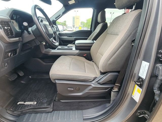 Used 2024 Gray Metallic Ford XLT image 20