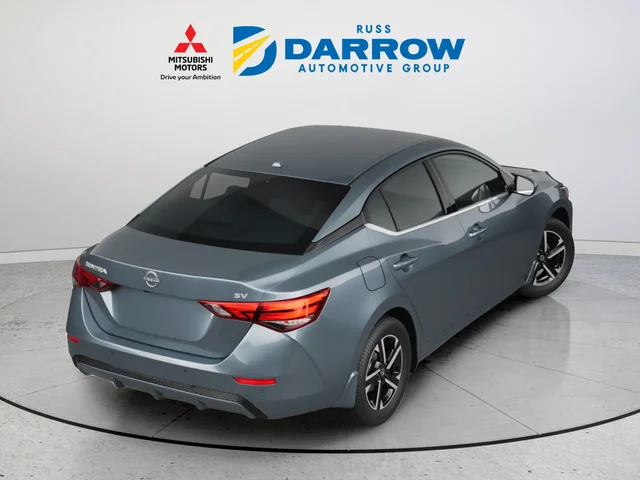 Used 2024 Gray Nissan SV image 5