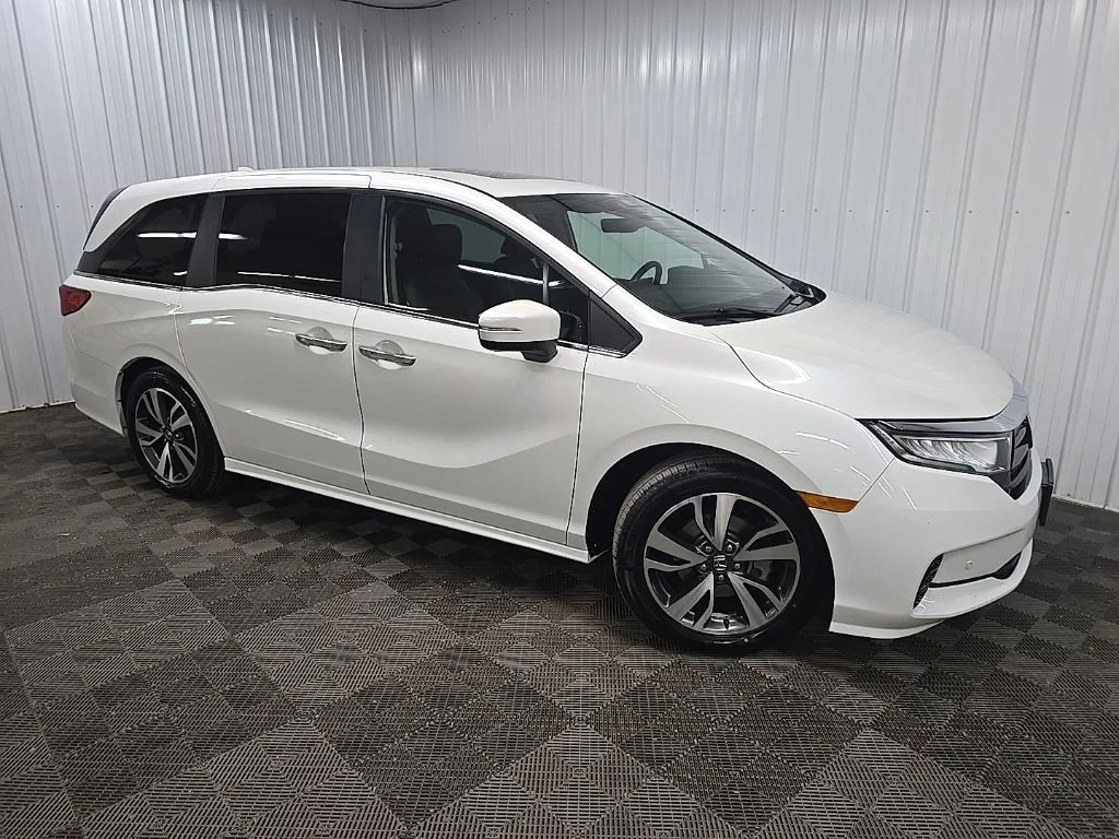 2022 Honda Odyssey Touring's photo