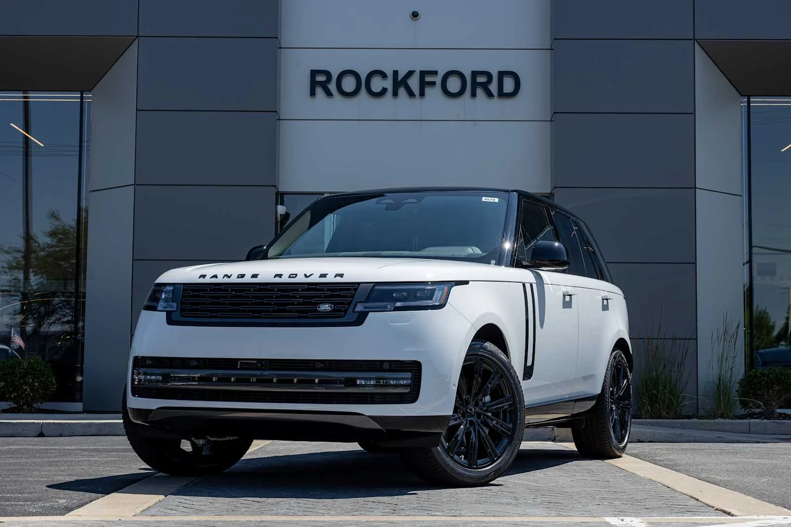 2026 Land Rover Range Rover SE