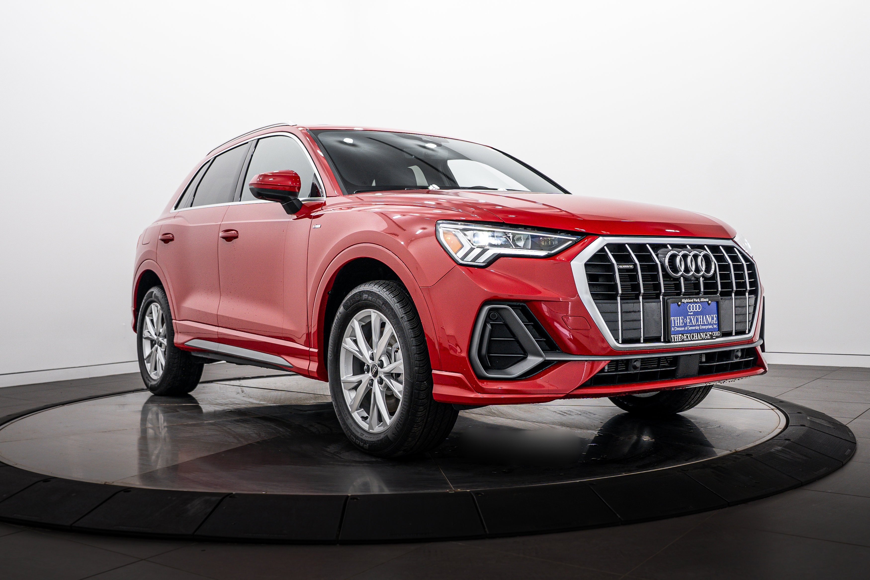 2025 Audi Q3 45 TFSI S Line Premium Plus quattro's photo