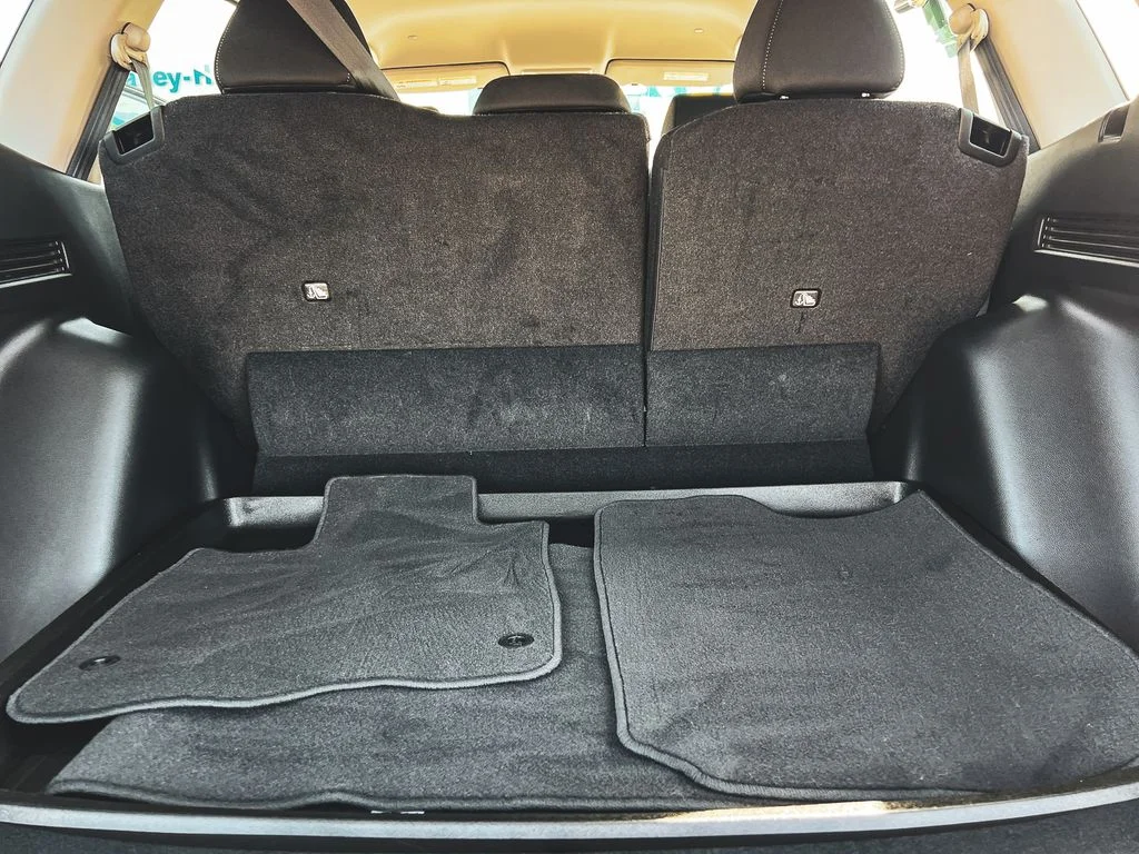 Used 2024 Gray Honda LX image 18