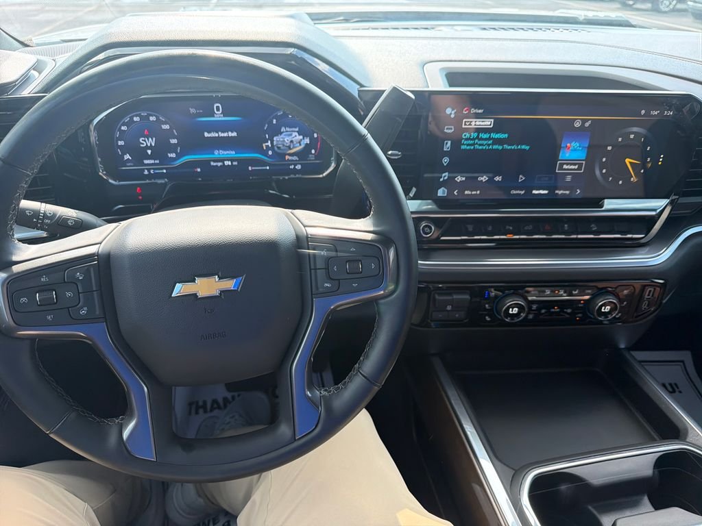 Used 2025 Beige Chevrolet High Country image 16