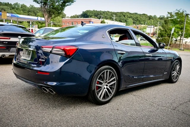 Used 2021 BLUE Maserati S Q4 GranLusso image 5