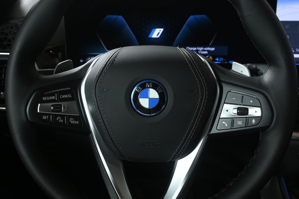 New 2026 Black Sapphire Metallic BMW xDrive50e image 18