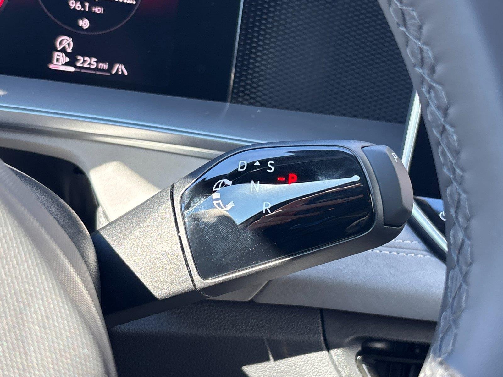 New 2027  Volkswagen SE R-Line Black image 27