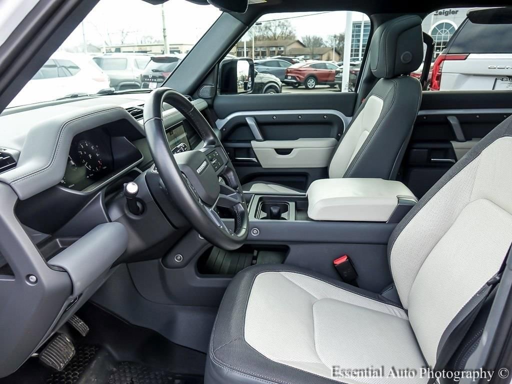 2023 LAND ROVER DEFENDER - Image 8