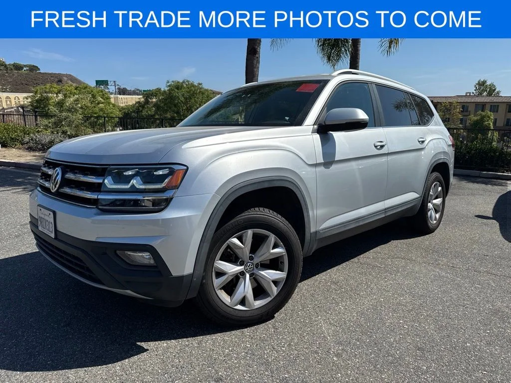 Used 2019 Silver Volkswagen 3.6L V6 SE image 1