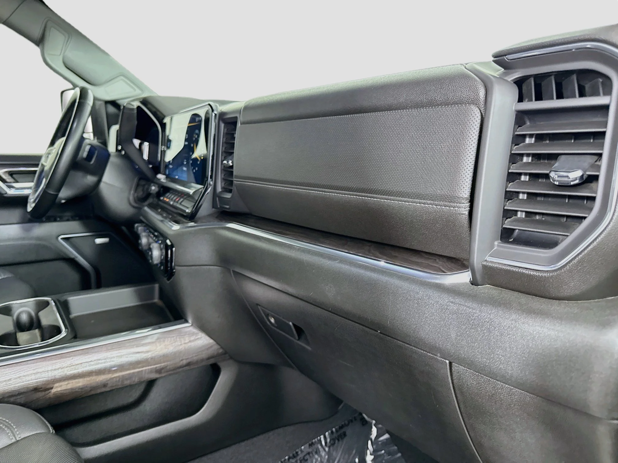 Used 2024 Summit White Chevrolet LTZ DRW image 31