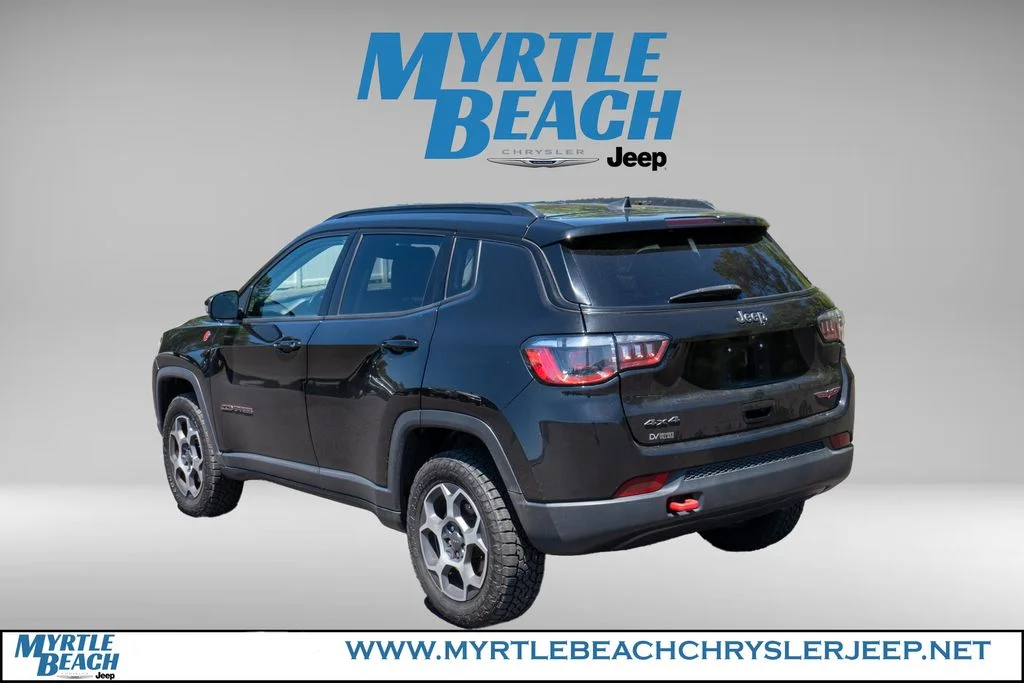 Certified Used 2022 Diamond Black Jeep Trailhawk image 4