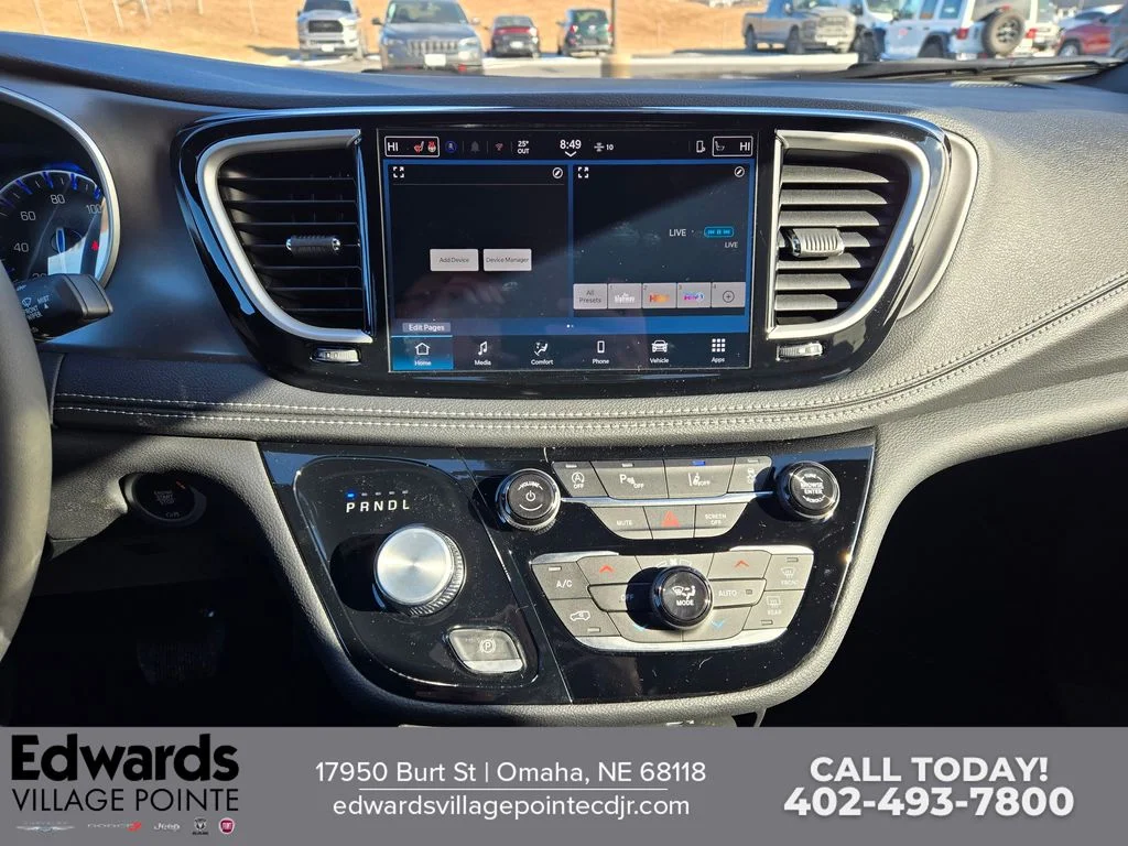 2026 Chrysler Pacifica Select - Photo 18
