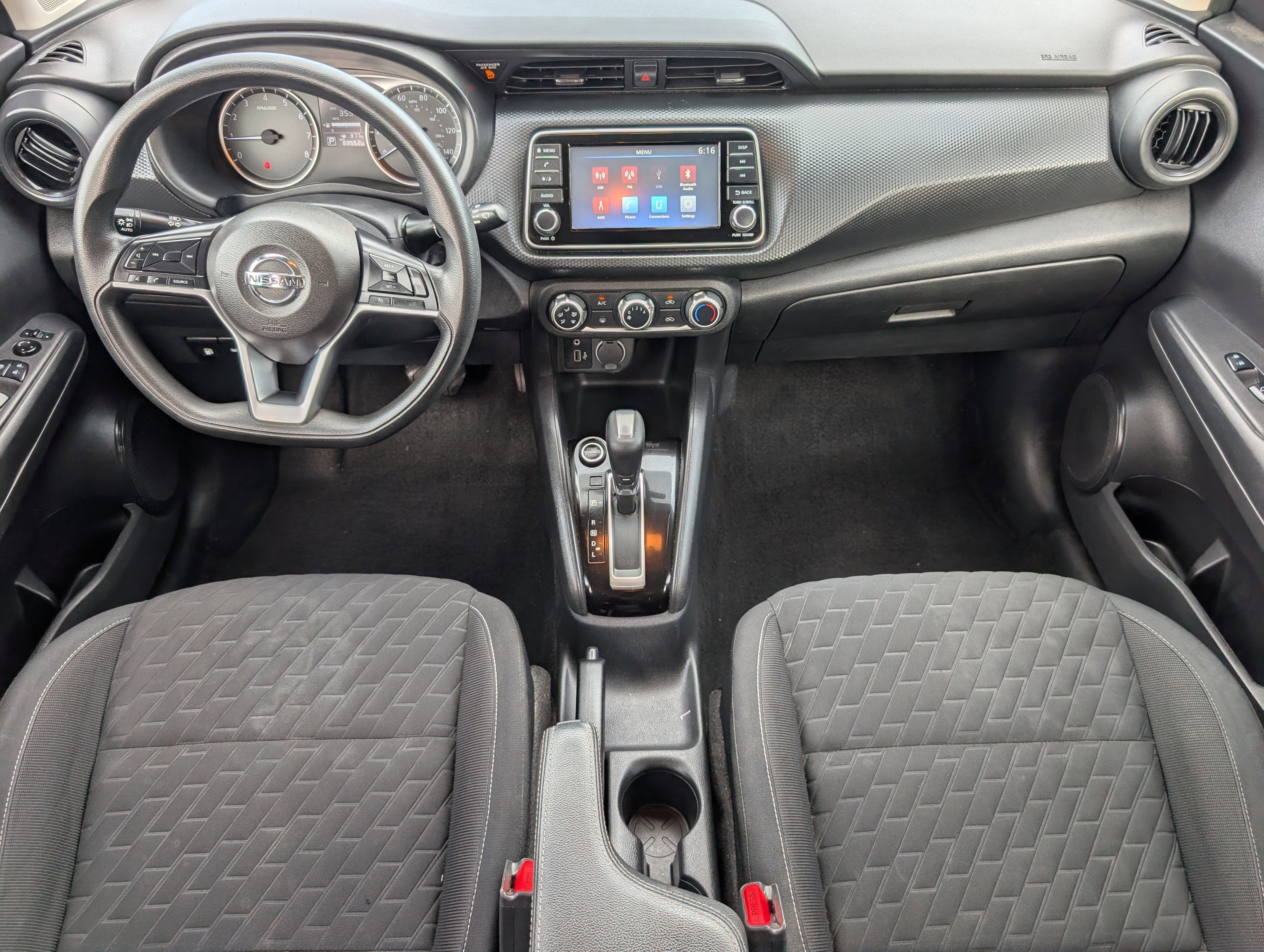 Used 2021 Super Black Nissan S image 5