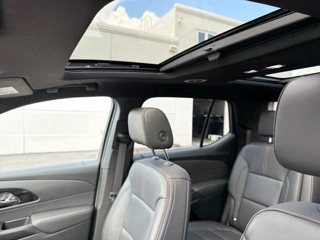 2023 Chevrolet Traverse RS - Photo 19
