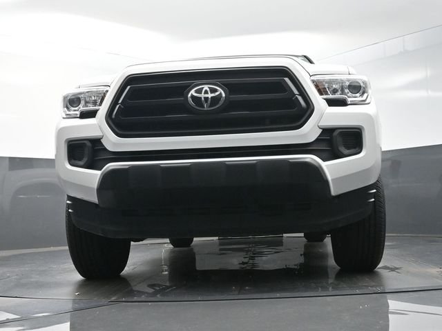Used 2020 White Toyota SR image 36