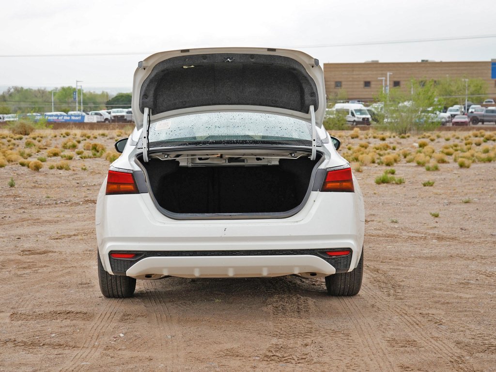 Used 2021 White Nissan 2.5 S image 6