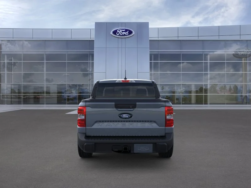 New 2025 Azure Gray Metallic Tri-Coat Ford XLT image 29